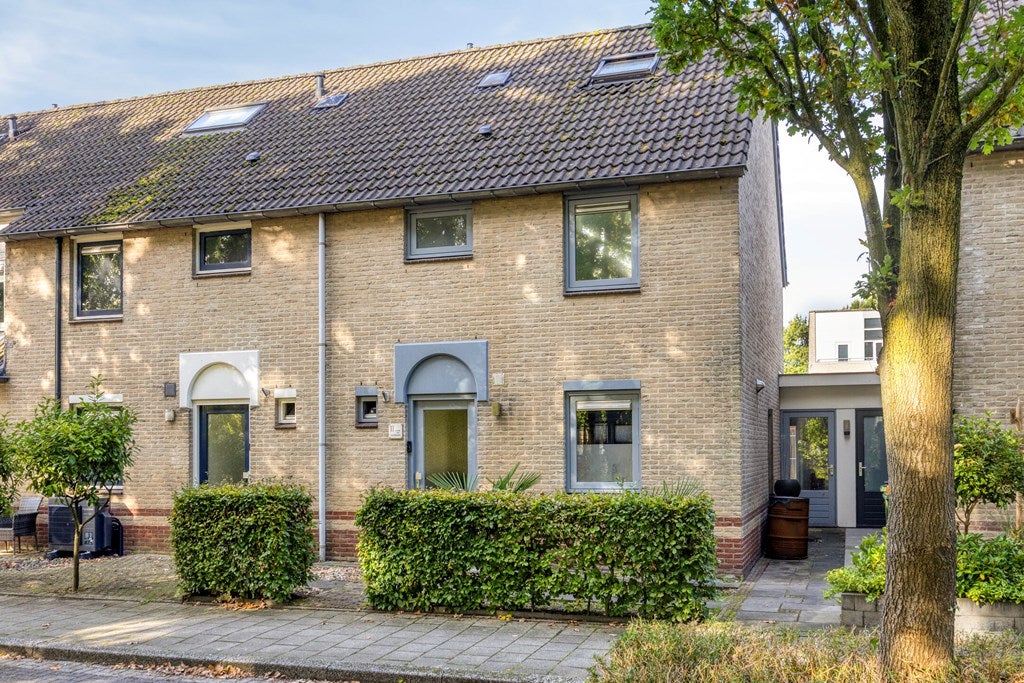 Huis Robijnenbosweg 11 in Veenendaal
