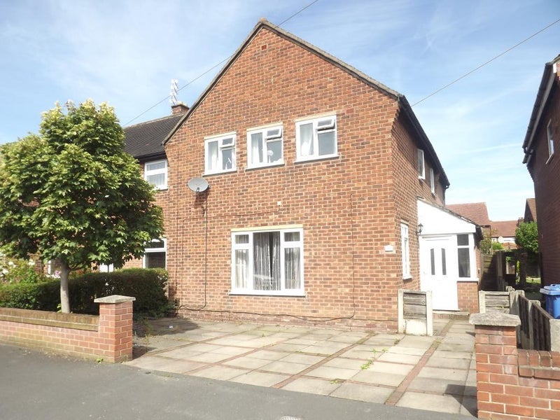 House Craddock Road in Trafford