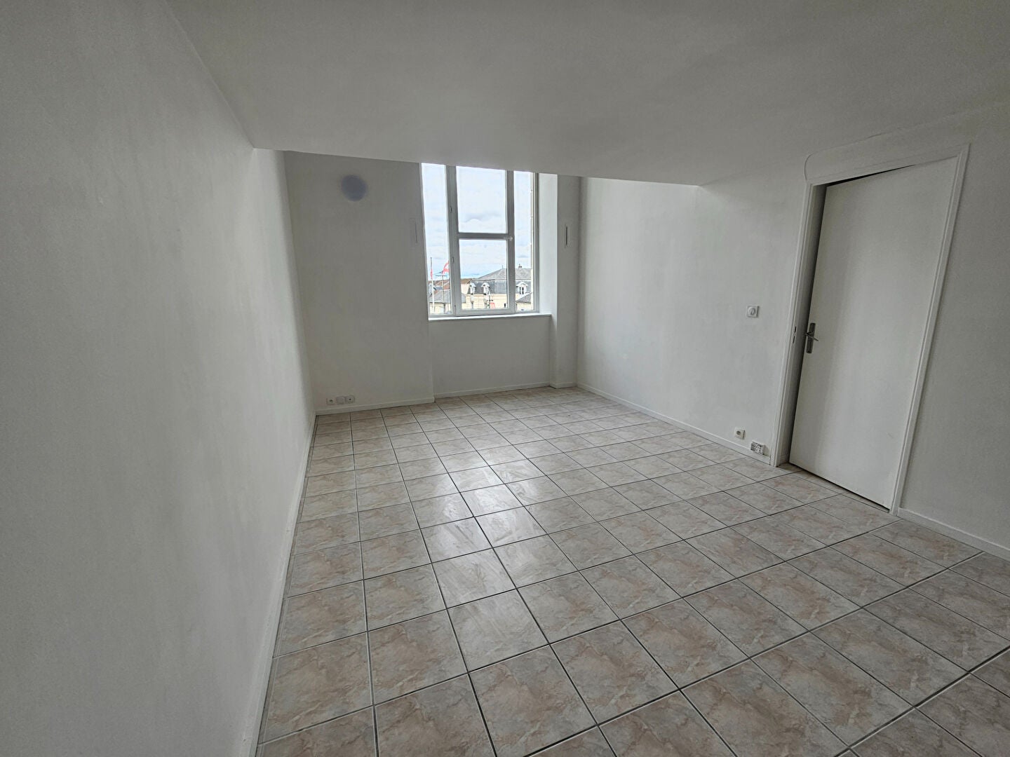 Flat Rue Gambetta in Creil