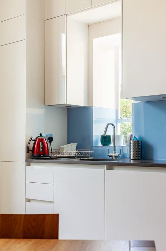 Room Howley Place in City of Westminster