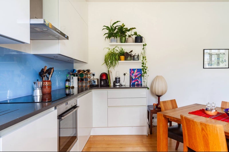 Room Howley Place in City of Westminster
