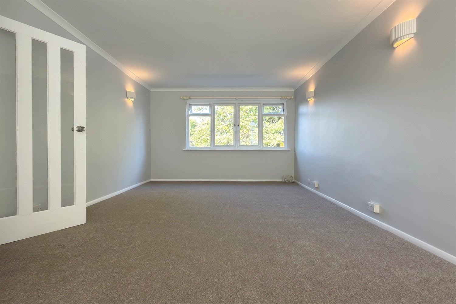 Flat North Walls in Chichester