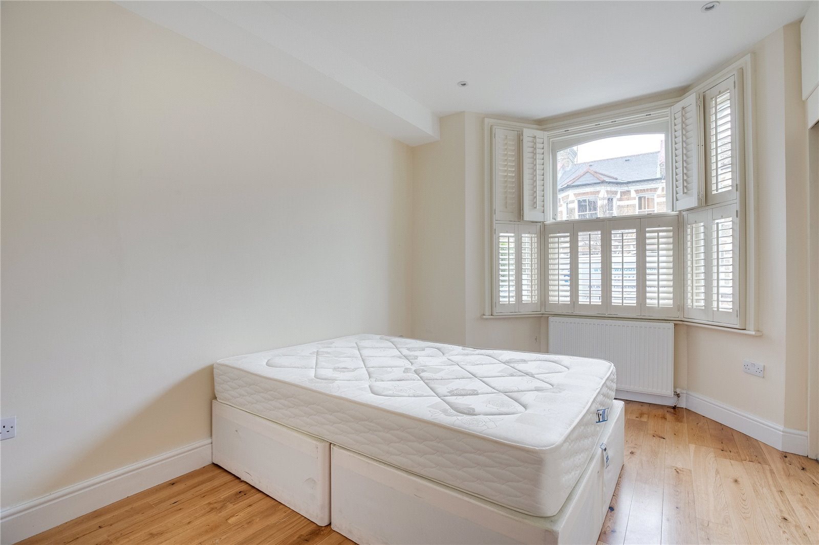 House Campana Road in Greater London