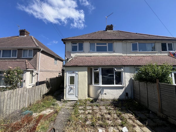Flat Stroud Road in Patchway