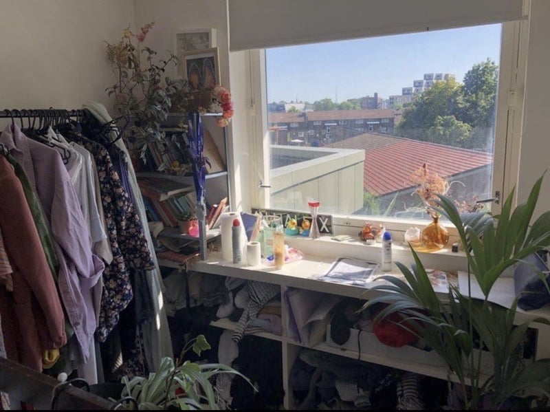 Room Moorland Road in Greater London
