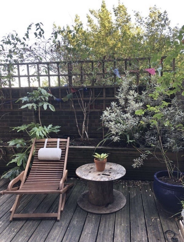 Room Moorland Road in Greater London