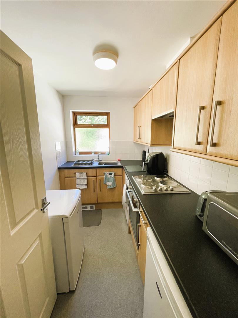 Flat Sunningdale Gardens in Southampton
