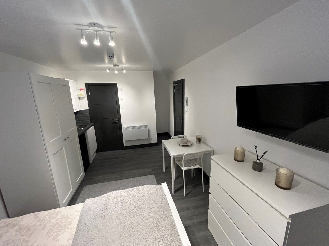 Room Windsor Road in Greater London