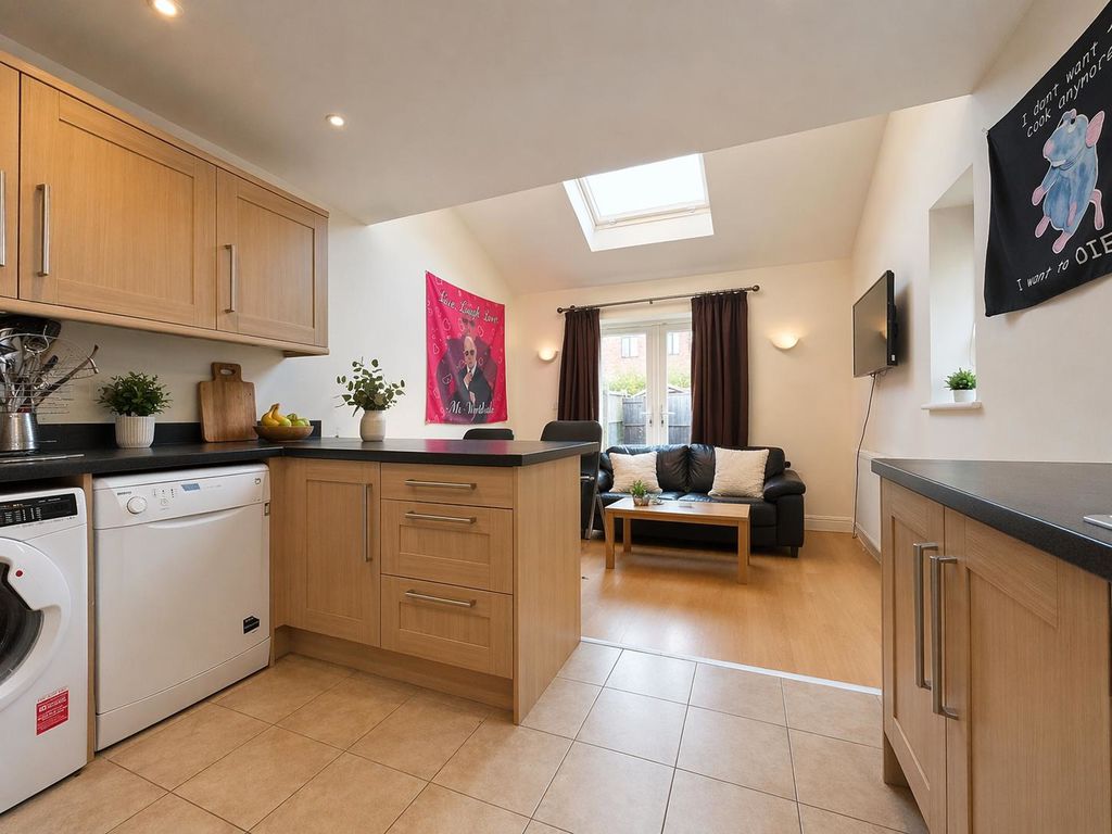 Flat Peveril Road in Nottingham
