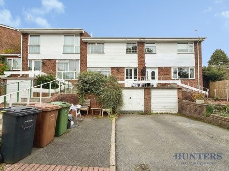 House Main Road in Metropolitan Borough of Solihull