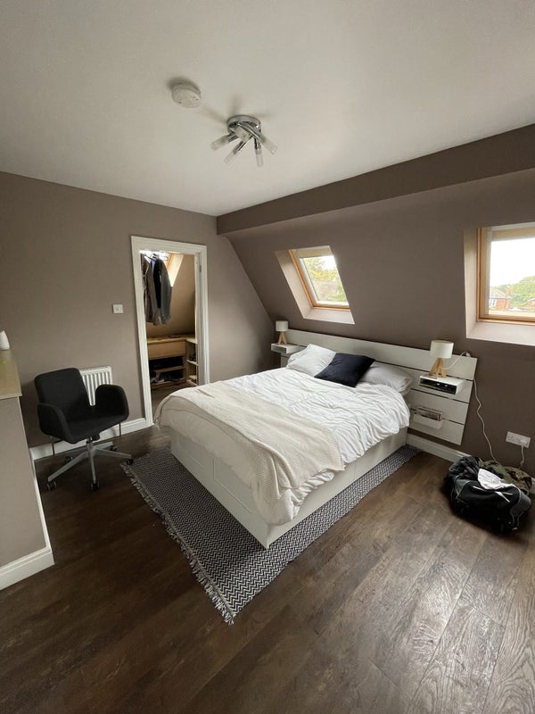 Flat Otley Road in Leeds