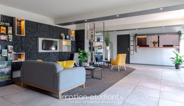Flat Rue du Chemin Rouge in Nantes
