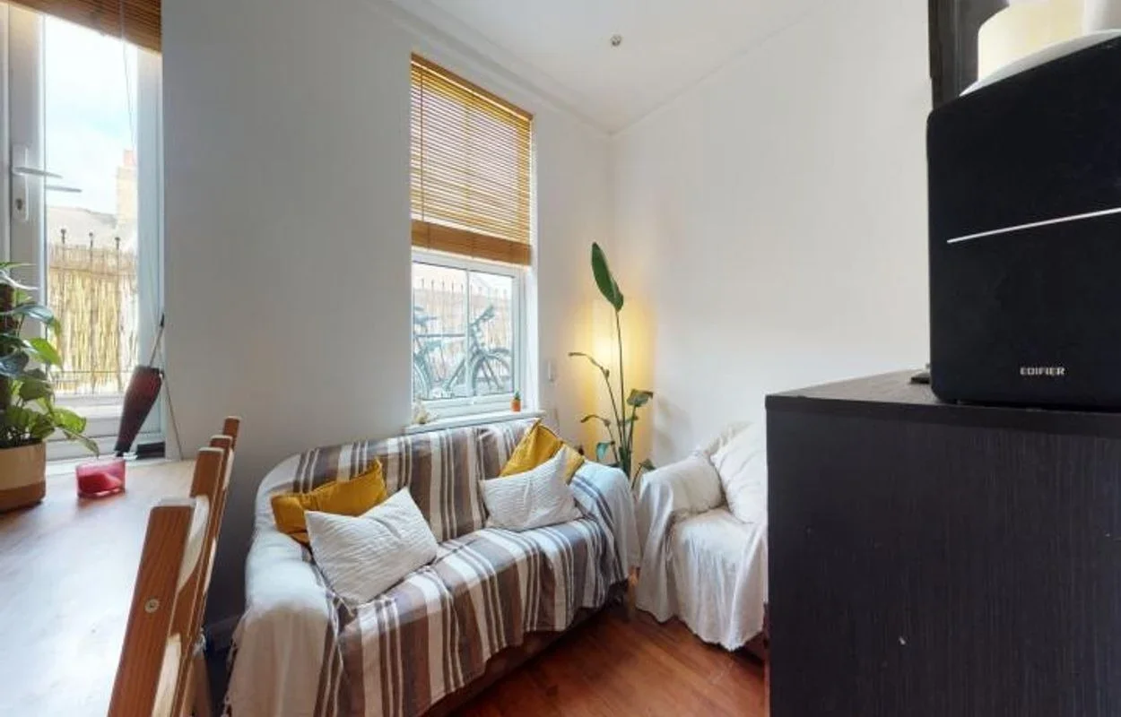 Flat Railton Road in Greater London