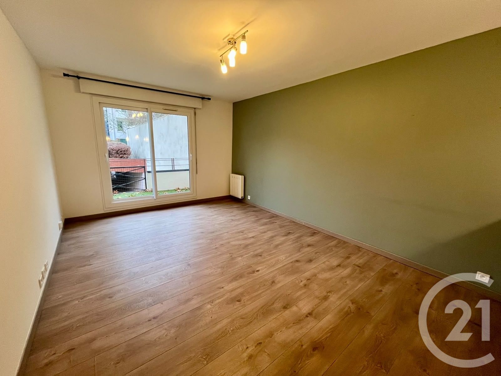 Flat Quai de Bir-Hakeim in Saint-Maurice