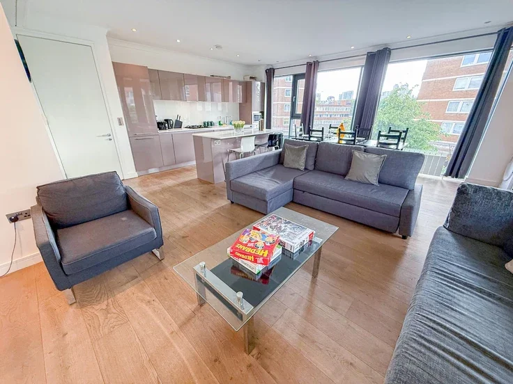Flat Mulvaney Way in Greater London