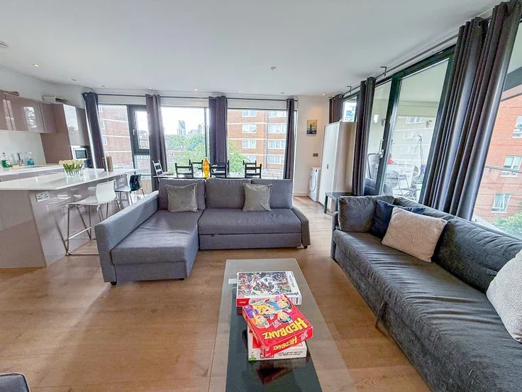 Flat Mulvaney Way in Greater London