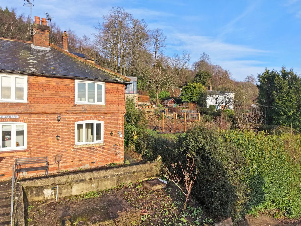 House Scords Lane in Sevenoaks