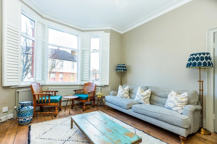 House Leghorn Road in Greater London