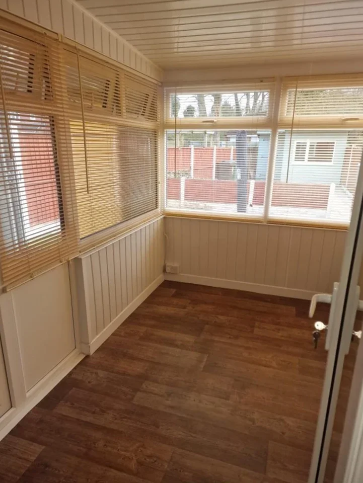 House Teal Grove in Darlaston