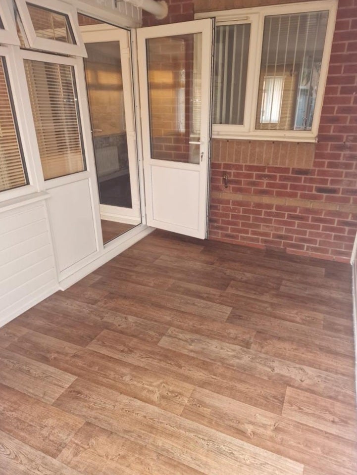 House Teal Grove in Darlaston