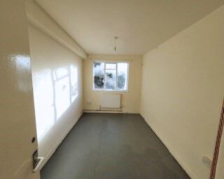 Flat Clapham Manor Street in Greater London