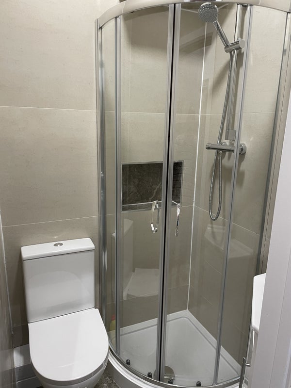 Room Langham Close in Greater London