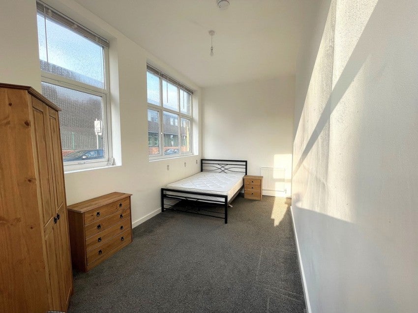 Room Wellington Street in Portsmouth