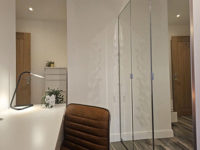 Room Brailsford Road in Manchester