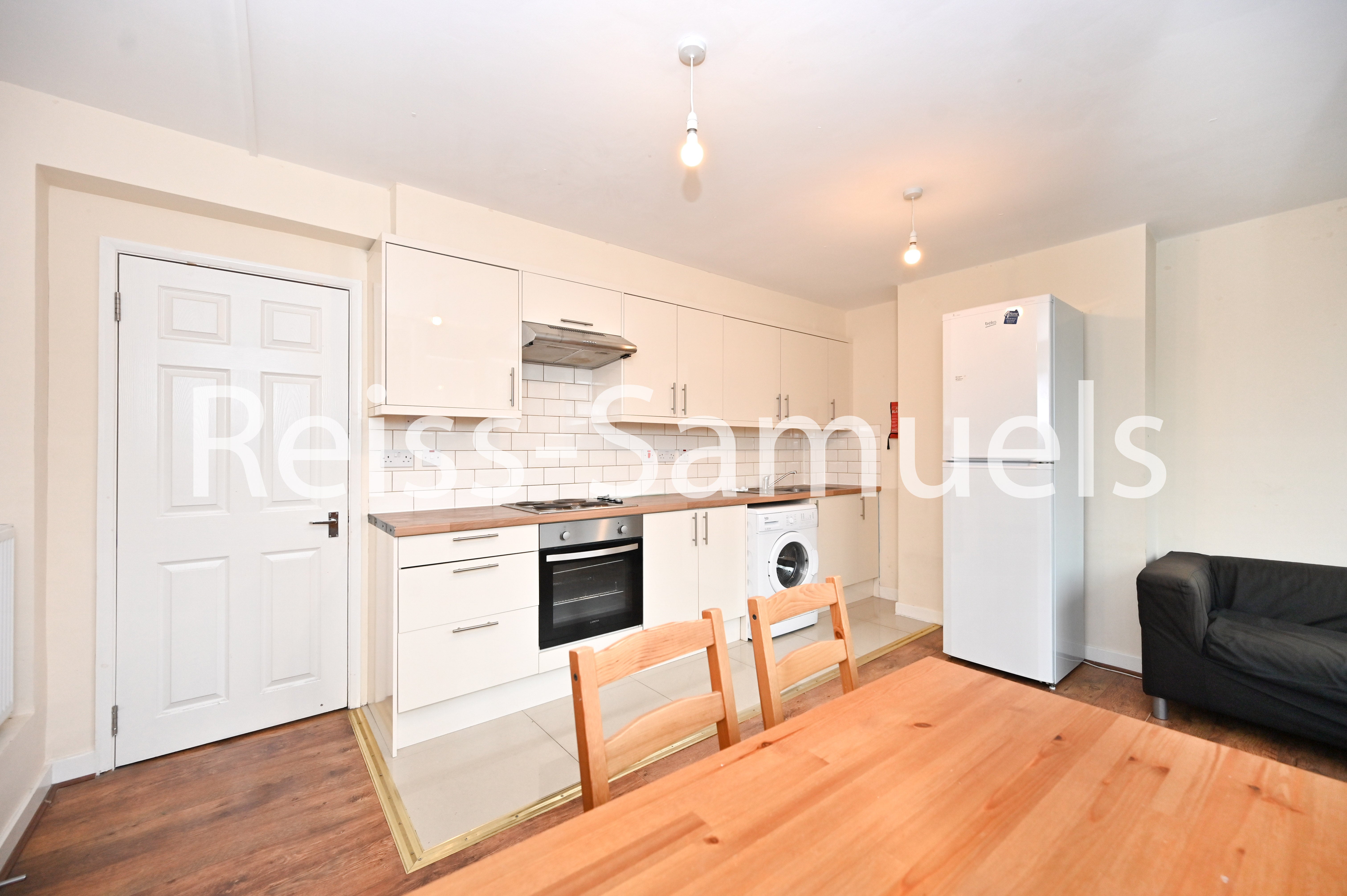 Flat Bath Terrace in Greater London