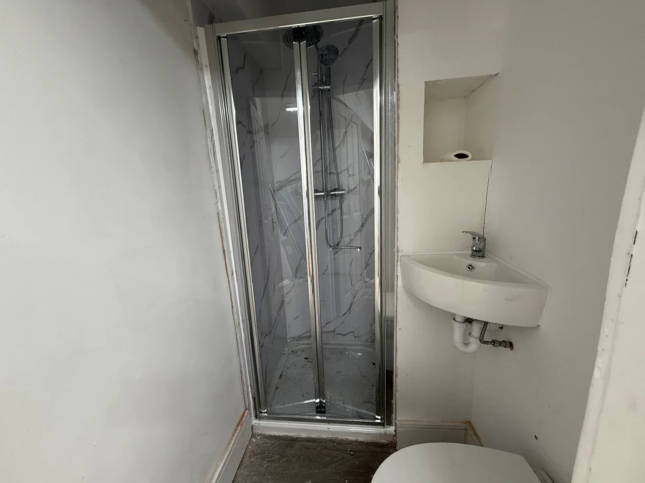 Room Elmstead Avenue in Greater London