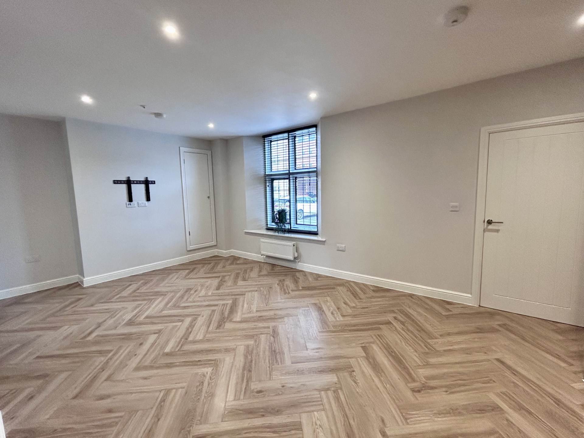 Flat Warwick Road in Cherwell District