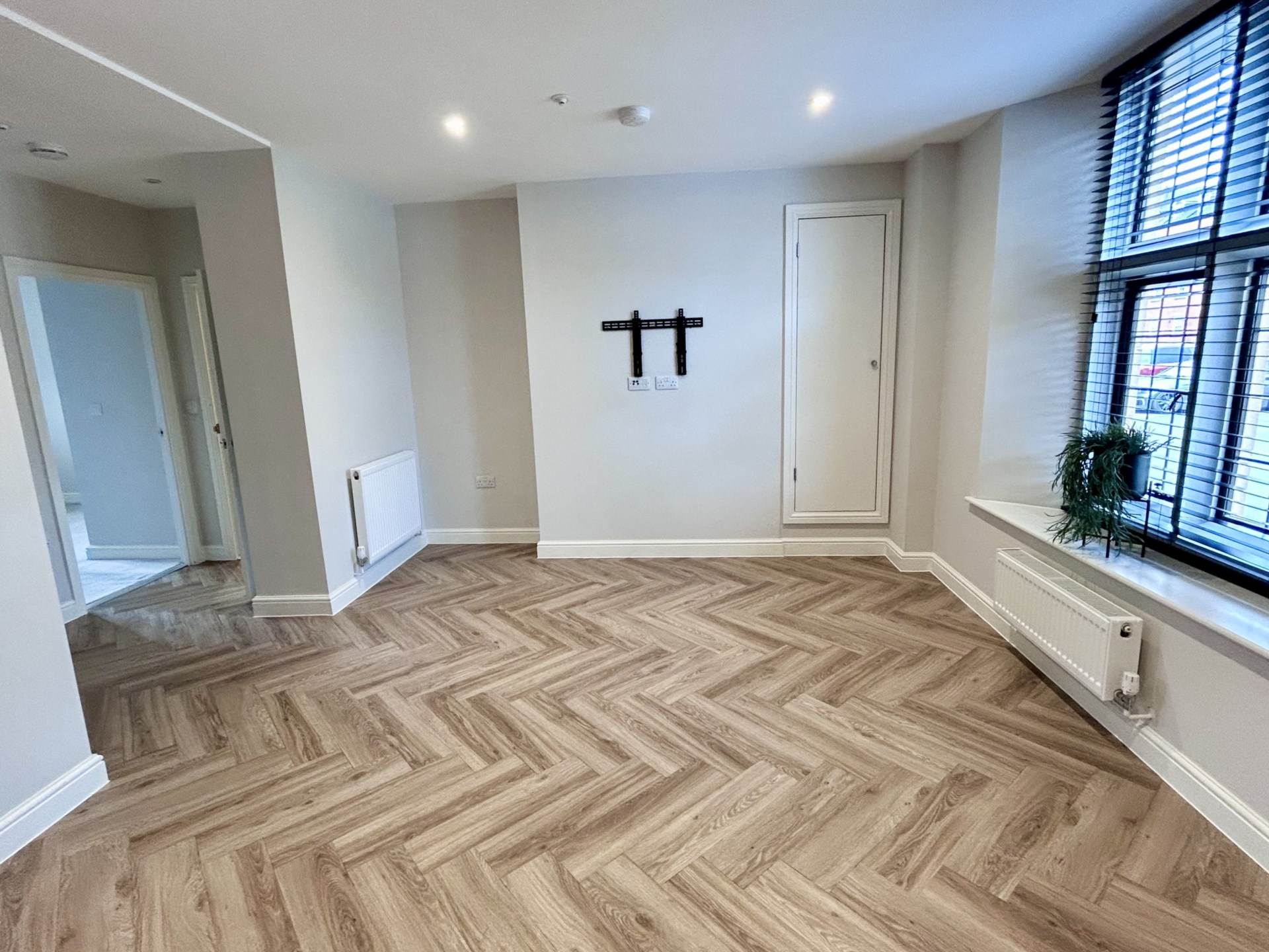 Flat Warwick Road in Cherwell District