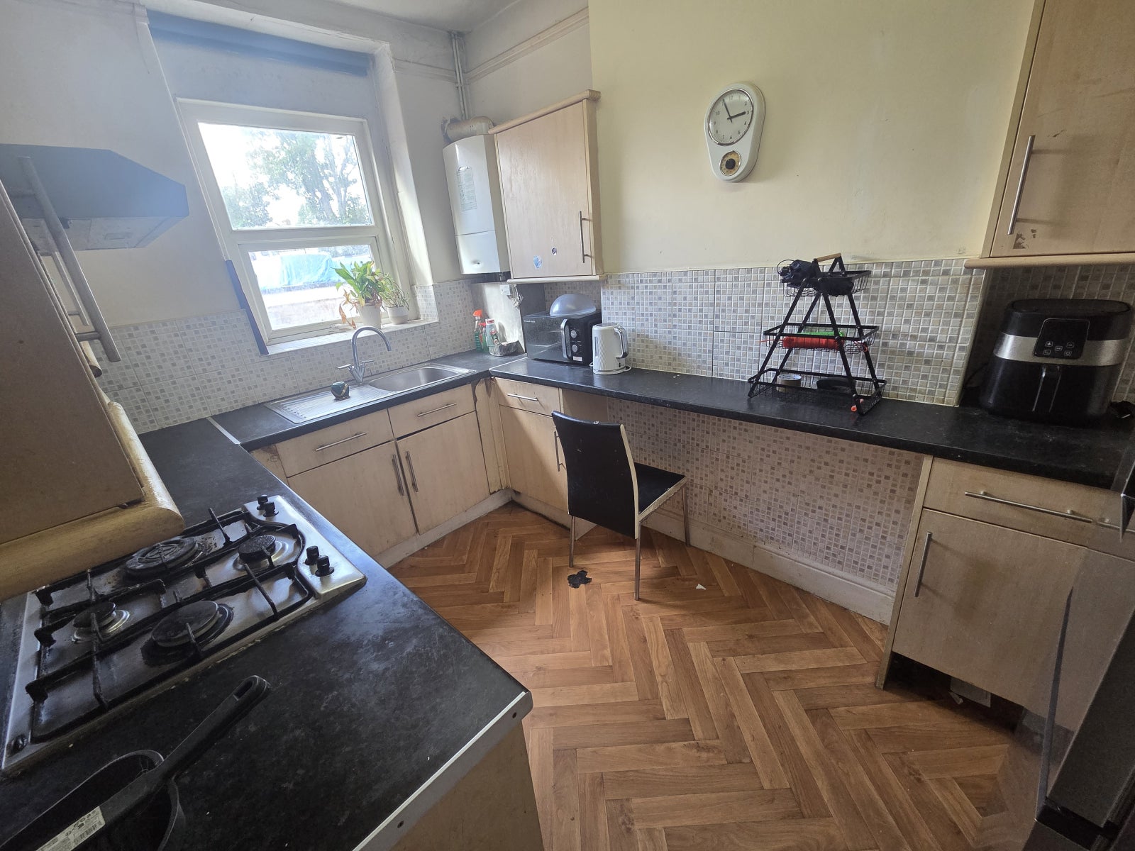 Flat High Street in Greater London