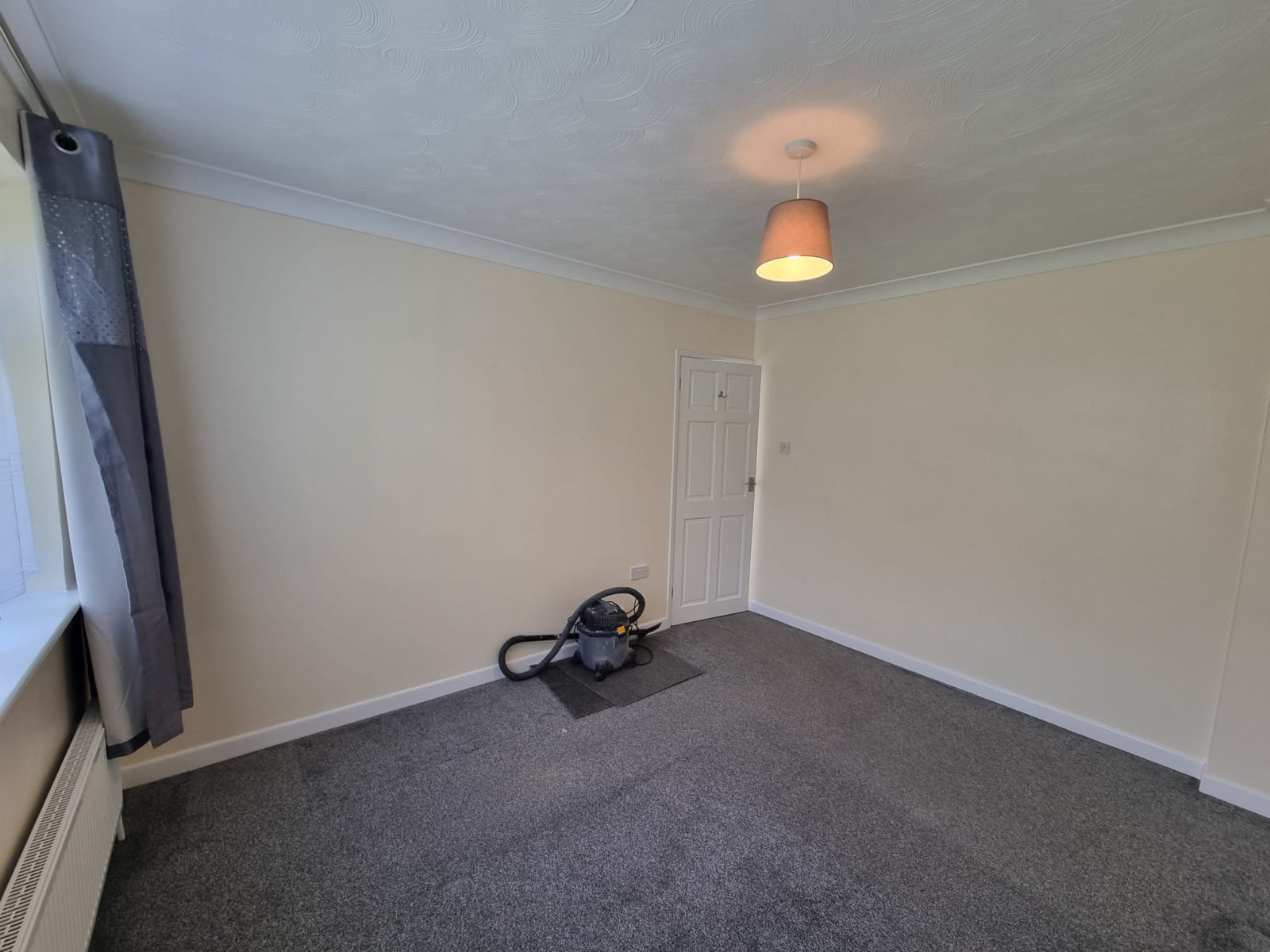 Flat Madeline Close in Poole