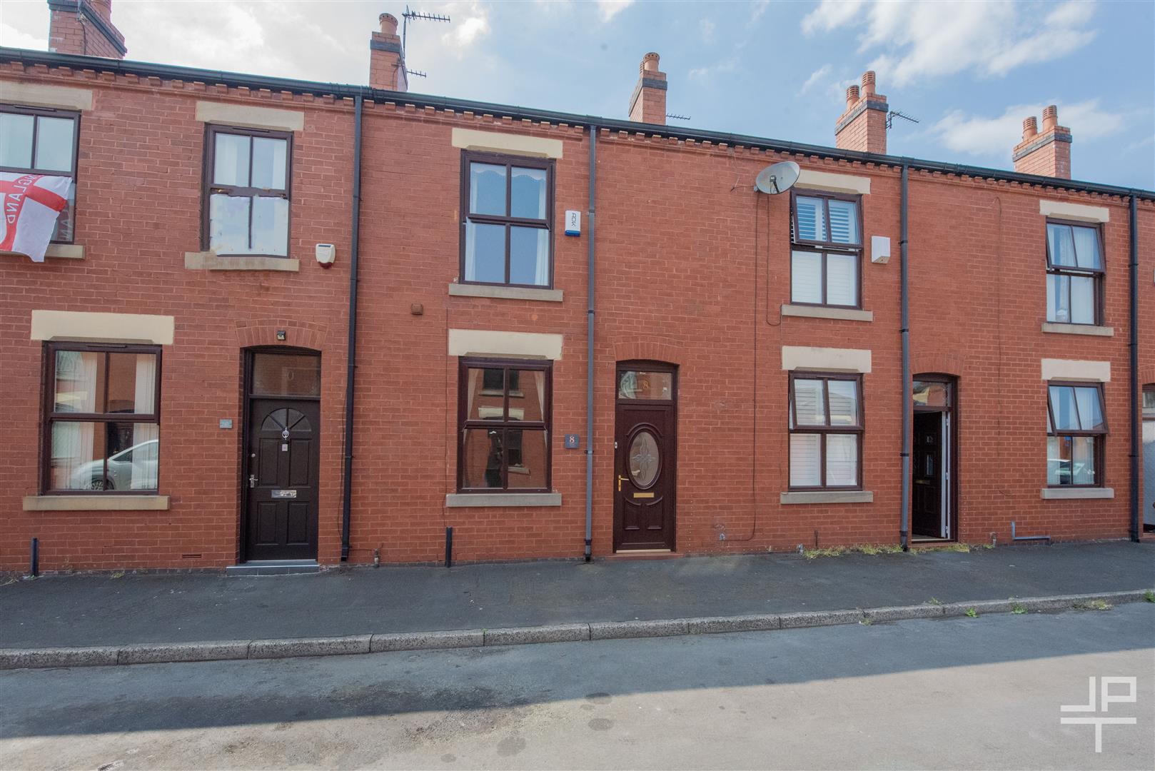 House Mere Avenue in Leigh