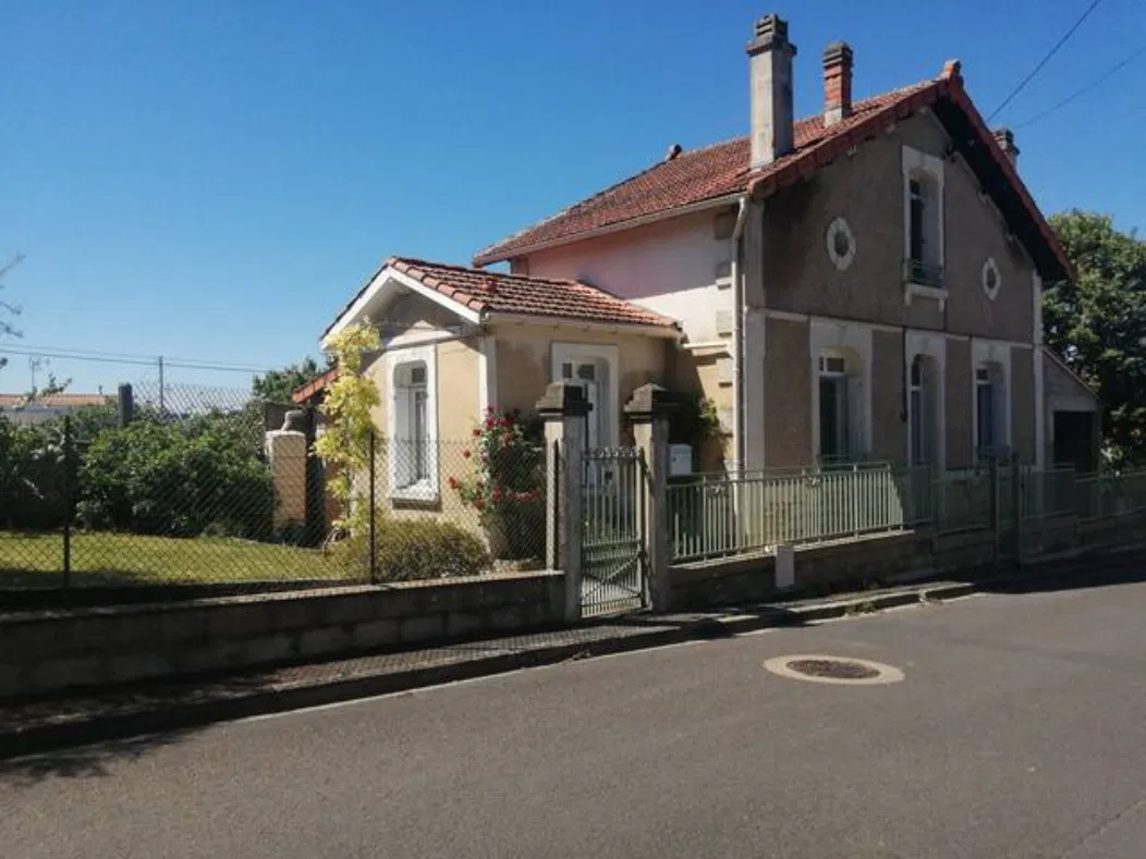 Maison Rue de l'Avenir à Ruelle-sur-Touvre