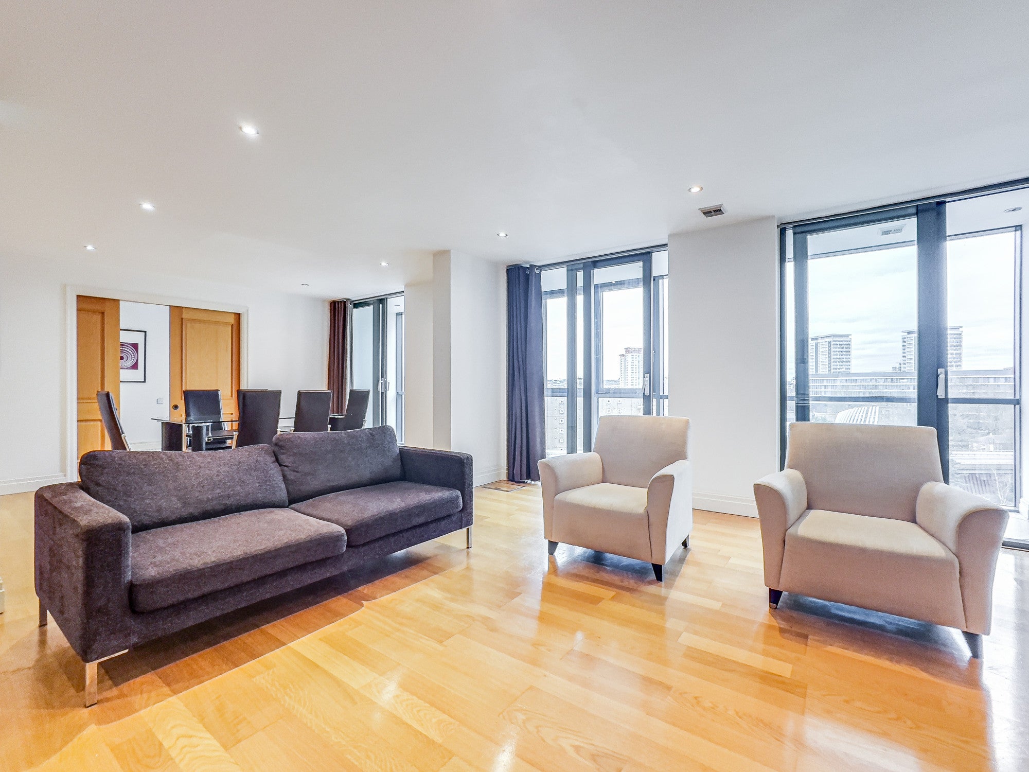 Flat Sheldon Square in City of Westminster
