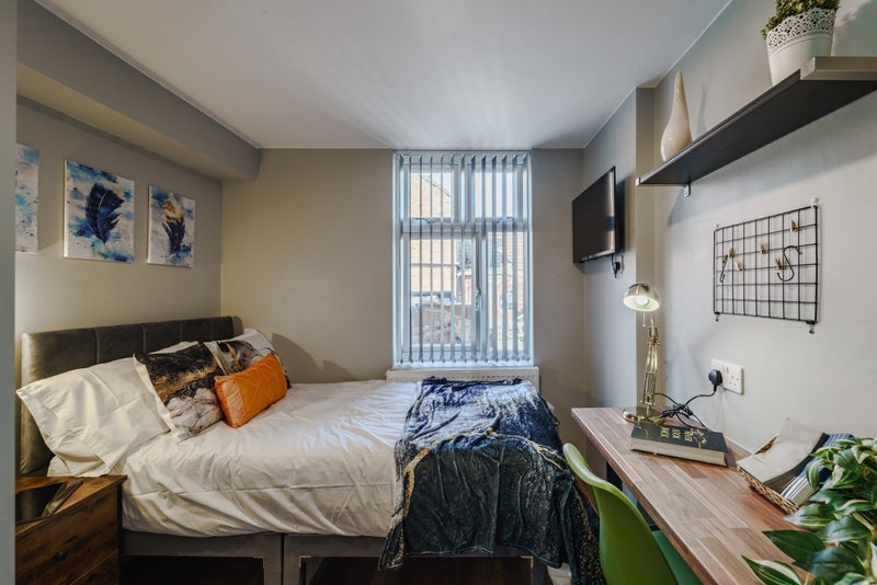 Room David Road in Coventry