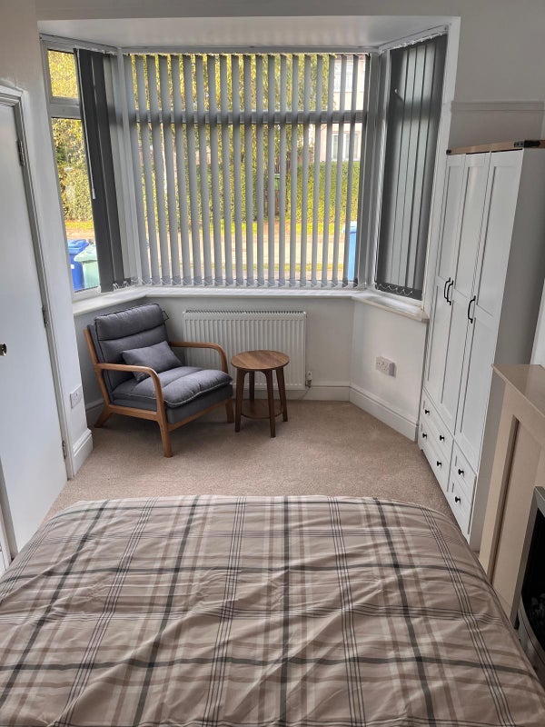 Room Birch Avenue in Winwick