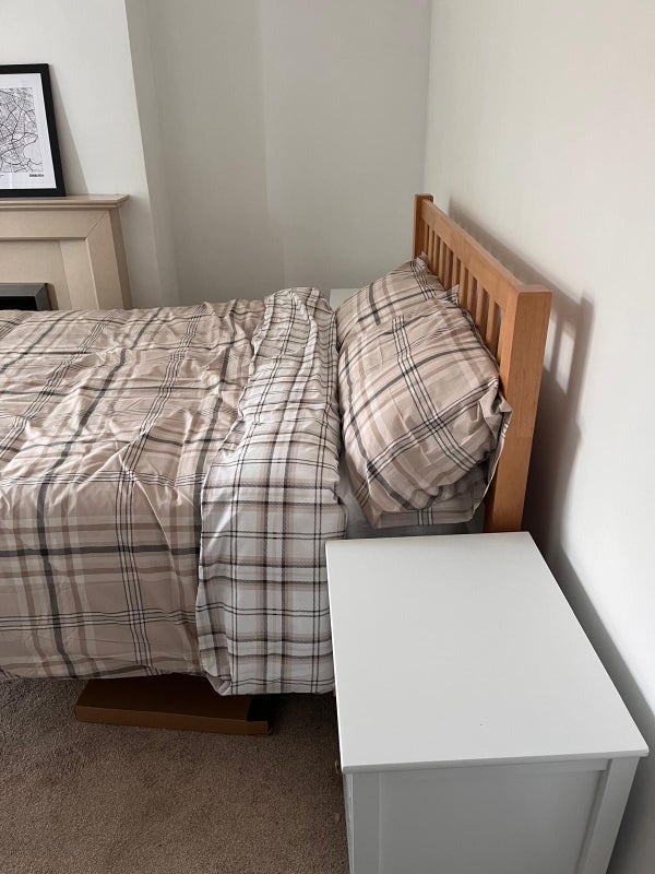 Room Birch Avenue in Winwick