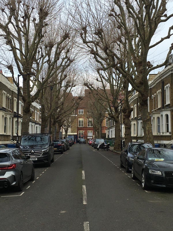Room Harmsworth Street in Greater London