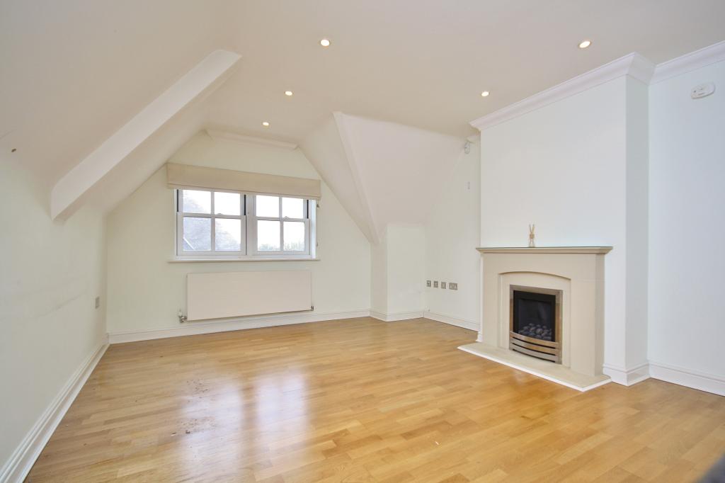 Flat Eastgate Gardens in Guildford