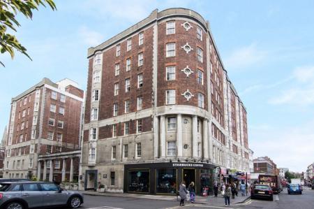 Flat Queensway in City of Westminster