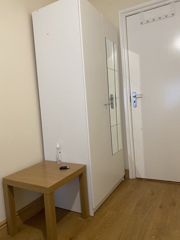 Room Rochdale Road in Greater London