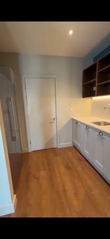 Room Hudson Walk in Greater London