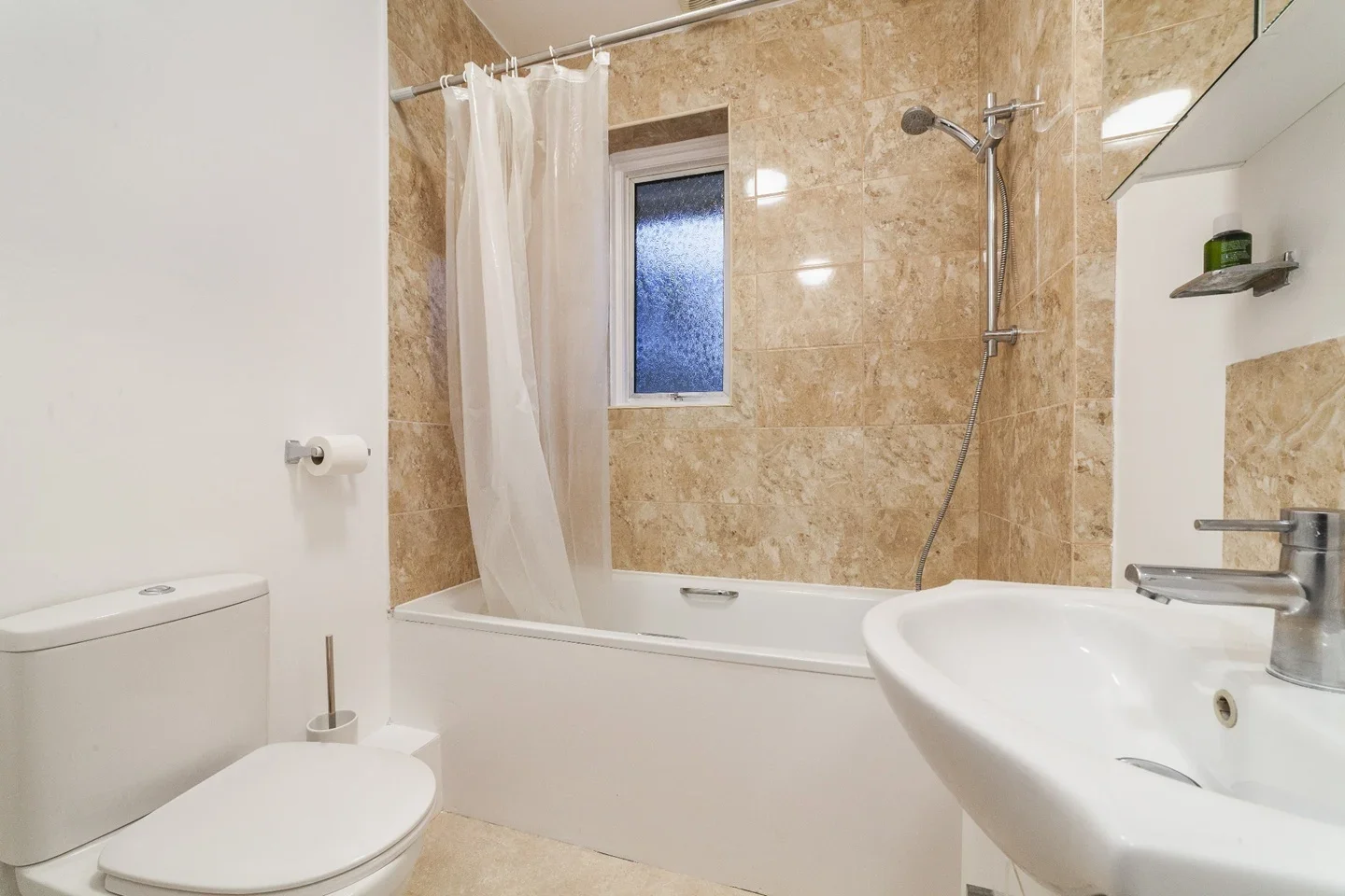 Room The Pleasance in Greater London