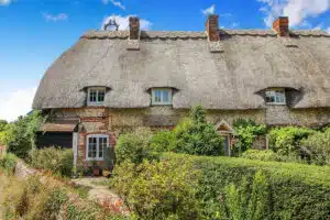 House School House Drive in Ludgershall