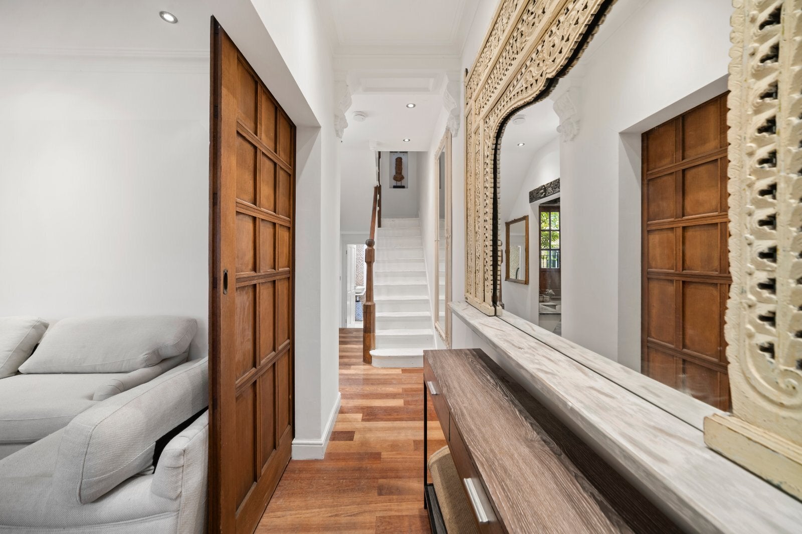 Flat Archel Road in Greater London
