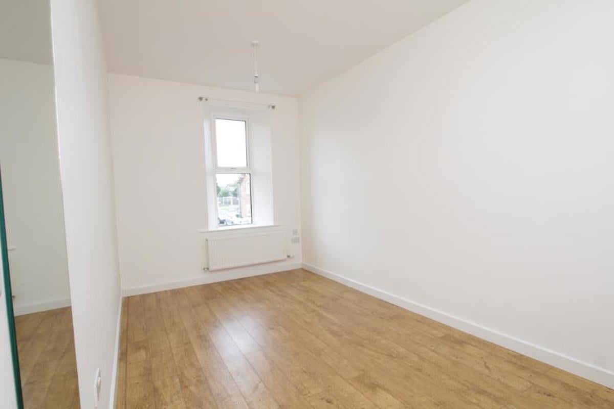 Flat Upper Myrtle Hill in Bristol