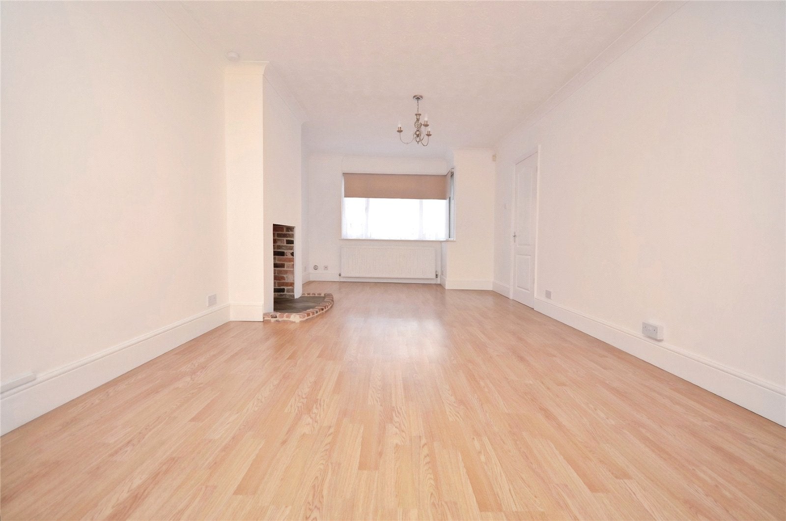 House Calbourne Avenue in Greater London